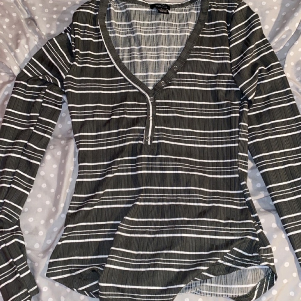 Rue 21 Shirt